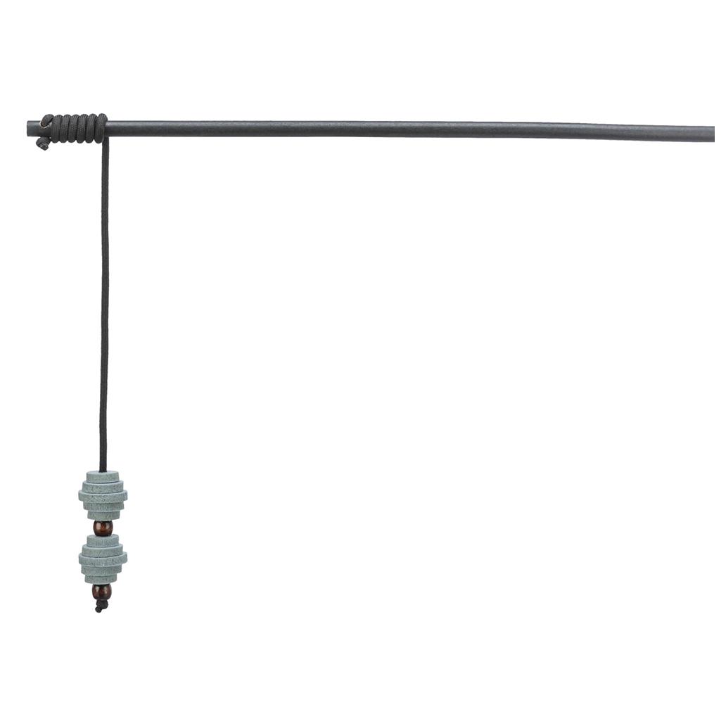 Cana em feltro e madeira para gatos